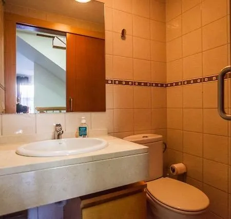 Cozy Townhouse In El Madronal *