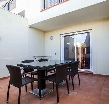 Semesterbostad Cozy Townhouse In El Madronal